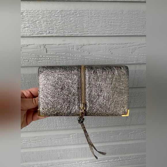 Cholé Flap Cover Metallic Leather Long Wallet-Rare - Picture 9 of 13